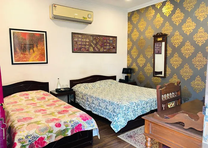 Deluxe King Room